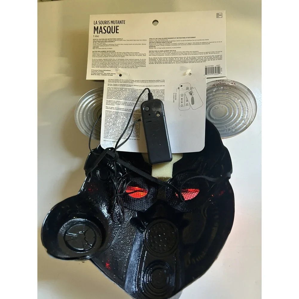 Mutated Mouse Halloween‎ Costume Mask, Red Light Up Eyes Different Settings!